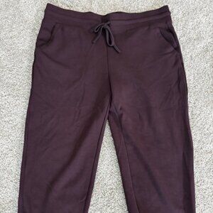 32 Degrees Ladies Pull On Soft Leisure Capri Pants Agate Purple Women's Size L